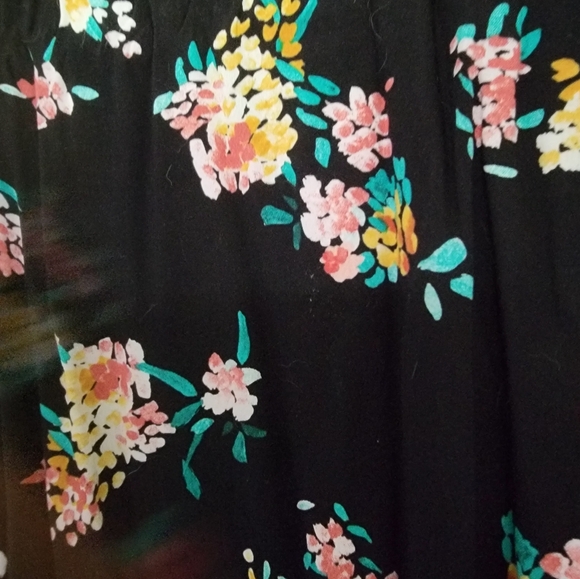 Wide Leg pants 'NWOT' - Picture 3 of 7